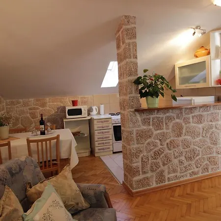 Apartment Ivanka Apartman