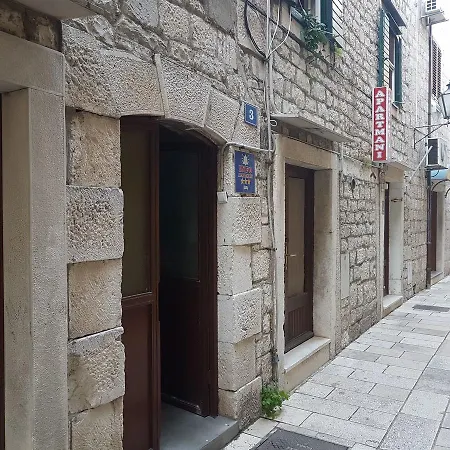 Apartment Ivanka * Omis